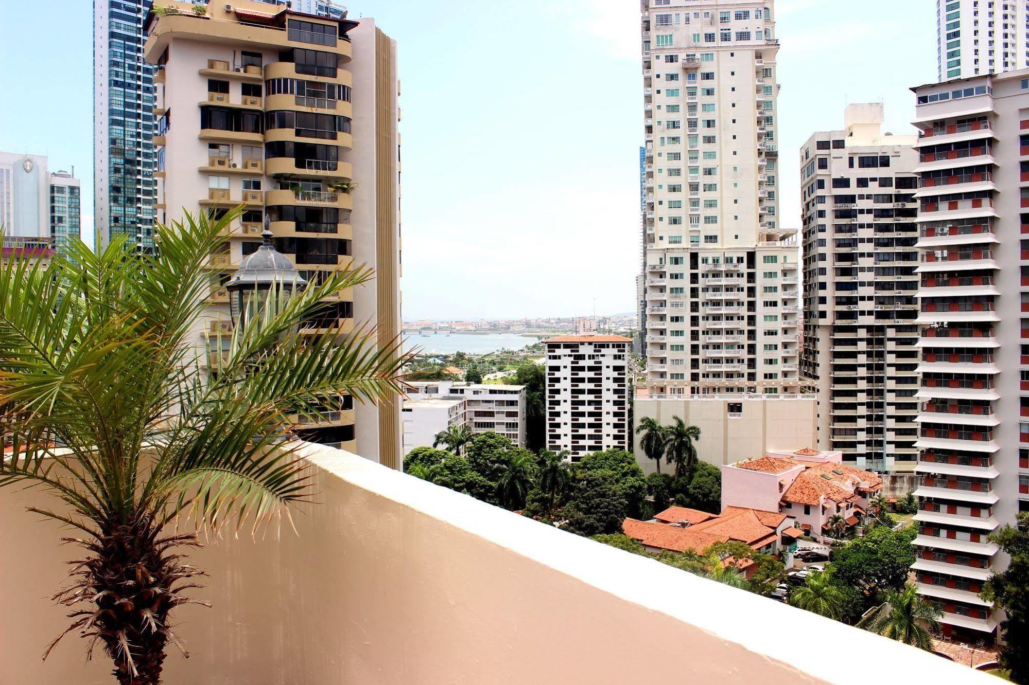 Hotel Terranova Panama City Exterior photo